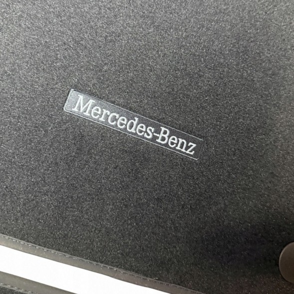 Mercedes-Benz OE A2126804301 MB AUTO MERCEDES W212 E KLASA КИЛИМКИ КОМПЛЕКТ ВЕЛЮР A2126804301 A2126808801 9J74