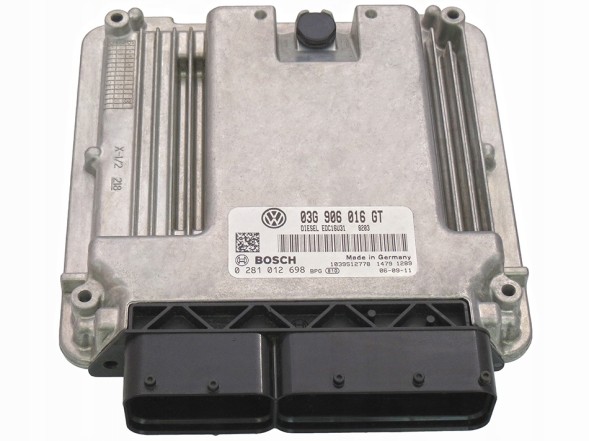OE 03G 906 016 GT 0 281 012 698 Блок керування двигуном (ECU) SKODA SUPERB 2.0 TDI 03G906016GT 0281012698