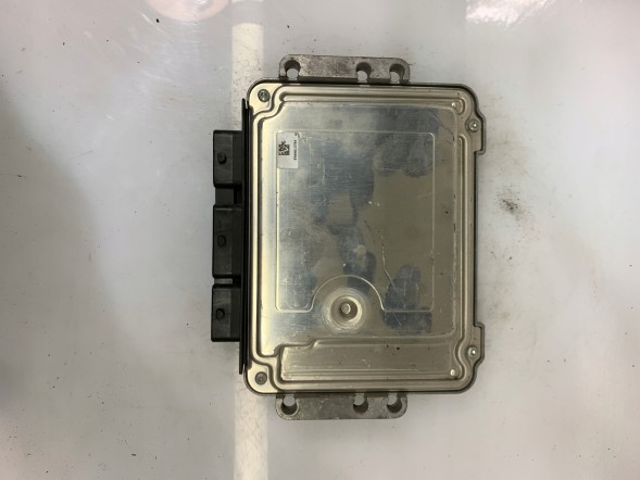 А.А KOMPUTER SILNIKA RENAULT 0281014353 8200601334 Комп'ютер двигуна renault 0281014353 8200601334