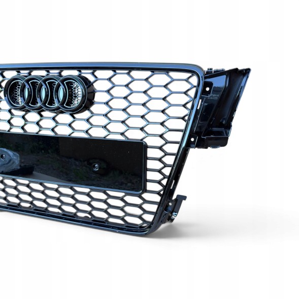 Китай Grill Plaster Miodu Audi A5 8T 2007-2011 Przed Liftem Решітка радіатора "Соти" для Audi A5 8T 2007-2011, чорний глянець, стиль RS, накладка на бампер