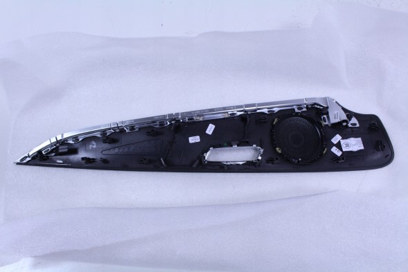 Mercedes-Benz OE ДЕКОРАТИВНА НАКЛАДКА MERCEDES W213 A2137204903
