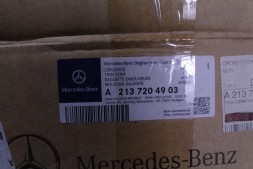 Mercedes-Benz OE ДЕКОРАТИВНА НАКЛАДКА MERCEDES W213 A2137204903