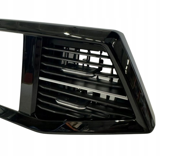 Volkswagen OE 7L1815705E 7L1 815 705 E Рамка декору VW 7L1815705E