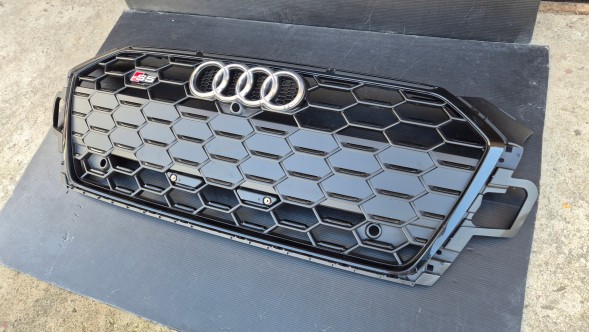 Audi OE GRILL AUDI S5 F5 LIFT 2019- MATOWY + CHROMY Камера радіатора GRILL Audi S5 A5 F5 8W6 LIFT 19- MAT + ХРОМИ ОРИГ. НОВА