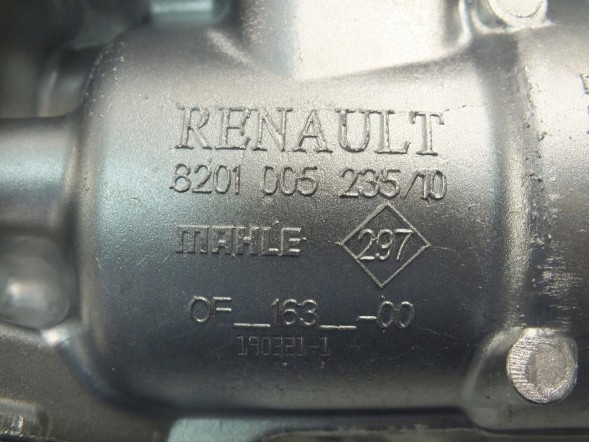 Renault OE 8201005235 Renault master iii масляний охолоджувач