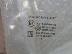 Mitsubishi OE 6000606346 БІЧНЕ СКЛО ПЕРЕДНІХ ПРАВИХ ДВЕРЕЙ MITSUBISHI L200 TRITON FULLBACK 16-