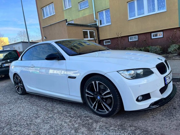 Китай DOKŁADKI PROGÓW E90 E91 E92 E93 SPLITTER BOCZNE PROGI MPAKIET CZARNY POŁYSK Боковий сплітер (спойлер) чорний глянець для BMW E90-E93