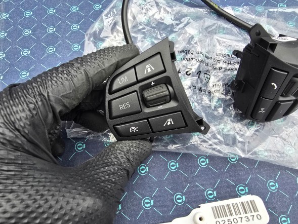 BMW OE PRZEŁĄCZNIKI KIEROWNICY M PAKIET BMW F20 F30 F32 F34 F36 9316955 NOWY QUAL19.05.25 ПЕРЕМИКАЧІ КЕРМА М ПАКЕТ BMW F20 F30 F32 F34 F36 9316955