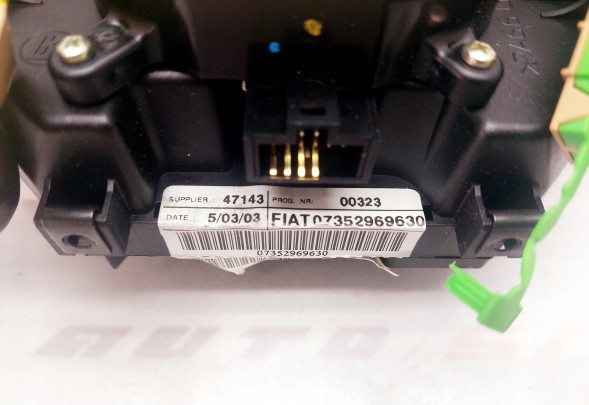 Fiat OE 07352969630 BOSCH Перемикач подрульовий FIAT OE/ LUK/ BOSCH 07352969630 для FIAT STILO