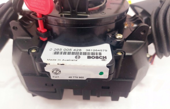 Fiat OE 07352969630 BOSCH Перемикач подрульовий FIAT OE/ LUK/ BOSCH 07352969630 для FIAT STILO