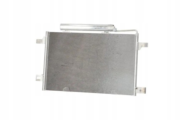 NRF 35758 Конденсатор радіатора кондиціонування повітря 35758 nrf