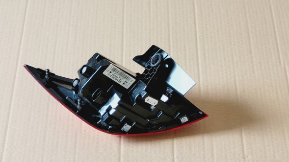 5F9945208B / LED KOMBI SEAT LEON 3 УНІВЕРСАЛ ЛІФТ 2016-2020 СВІТЛОДІОДНА ЛАМПА ЗАДНЯ ПРАВА 5F9945208B НОВА OEM