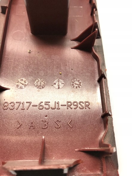 Suzuki OE 83717-65J1-R9SR ПАНЕЛЬ ПЕРЕКЛЮЧАННЯ ВІКОН SUZUKI 8371765J1R9SR