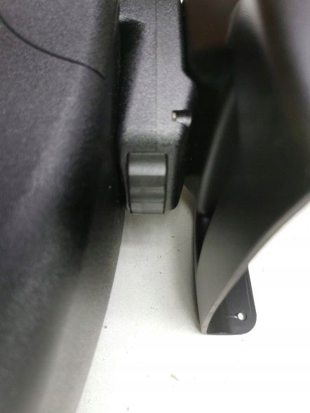 Ford OE Підлокітник FORD Focus 04-08/Фокус C-MAX 03-07 (CAP) OE 1673486