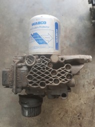 Mercedes-Benz OE A0014462064 K102144 Mercedes actros mp4 клапан основа осушувача