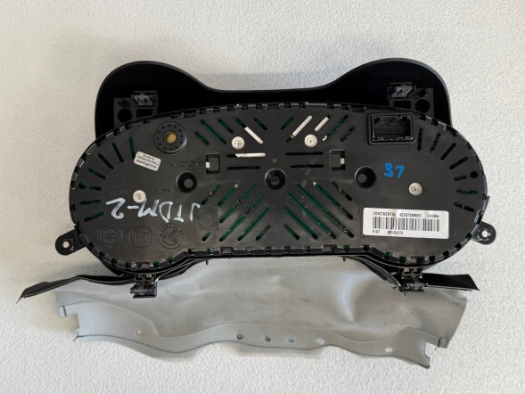 Alfa Romeo OE СЧЕТЧИК ПРИБОРНА ПАНЕЛЬ ALFA ROMEO GIULIETTA A2C87288500 50528270 VDO