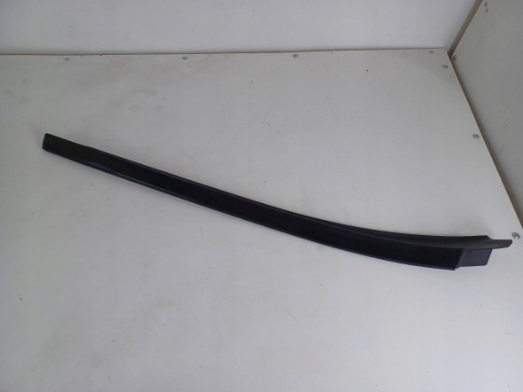 Mercedes-Benz OE A2386905200KMI MERCEDES E W238 238 ПЛАНКА ЛОБОВОГО СКЛА ПЕРЕДНЯ ПРАВА A2386905200