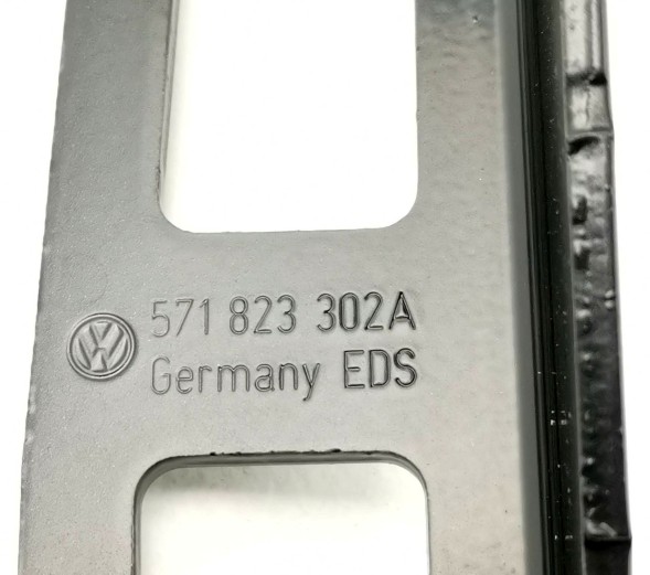 Volkswagen OE 571823302A, DWP451042OE Петля капота VW Tiguan 571823302A