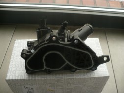 Renault OE 110603305R Термостат dacia renault nissan 1,3 tce oe!