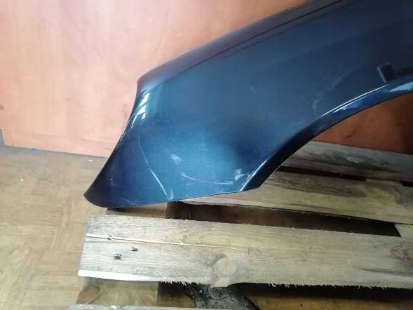 Polcar BŁOTNIK LEWY PRZÓD MERCEDES W203 189 БРИЗКОВИК ЛІВИЙ ПЕРЕДНІЙ MERCEDES W203 189
