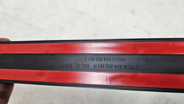 Audi OE 8V4854939B PG НАКЛАДКА ДЕКОРАТИВНА ПОРОГА ЛІВА AUDI A3 8V4 8V4854939B НОВА ОРИГІНАЛ