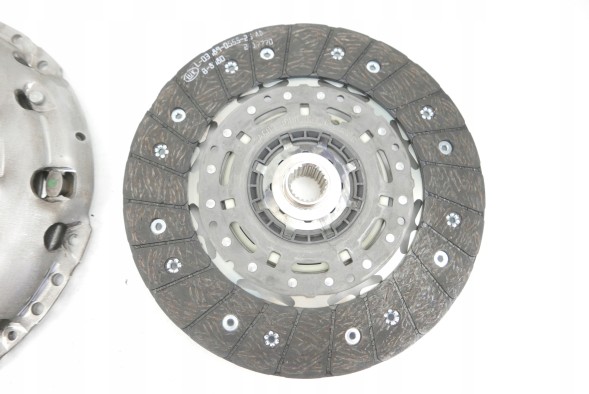 Sachs 3000 951 151 Sachs 3000 951 151 комплект зчеплень