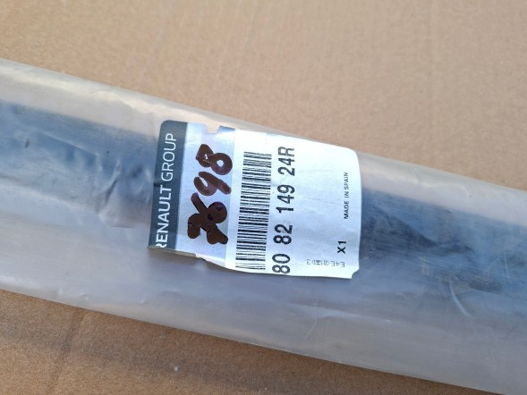 Renault OE 808214924R GTECH7648 RENAULT CAPTUR I Ущільнювач порога лівий передній 808214924R