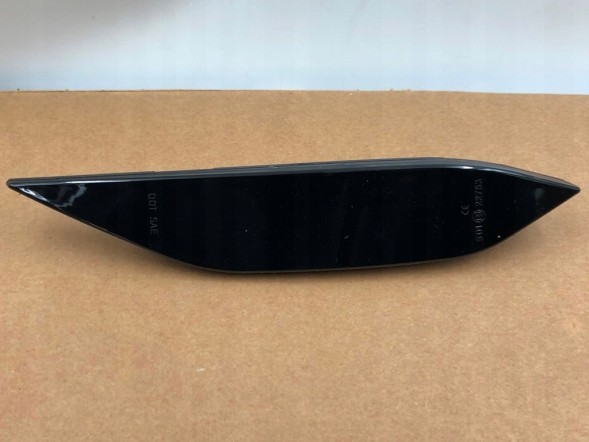 ВОЛЛЕР 95863107100 95863107200 Напрямки dynamic led 95863107100 95863107200 для porsche cayenne 958 92а