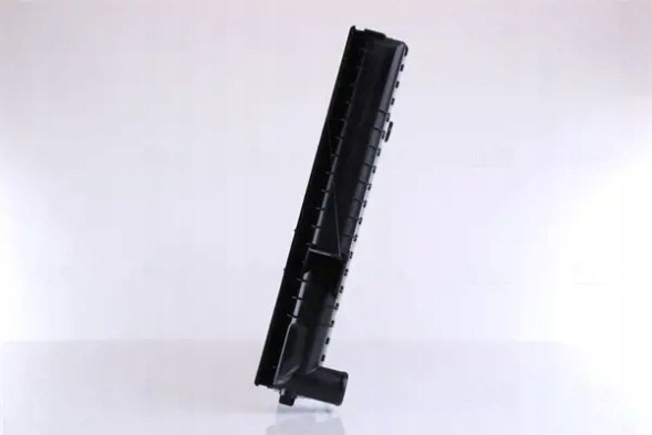 Nissens 65546A Радіатор охолодження 65546a nissens volvo c70 s70 i
