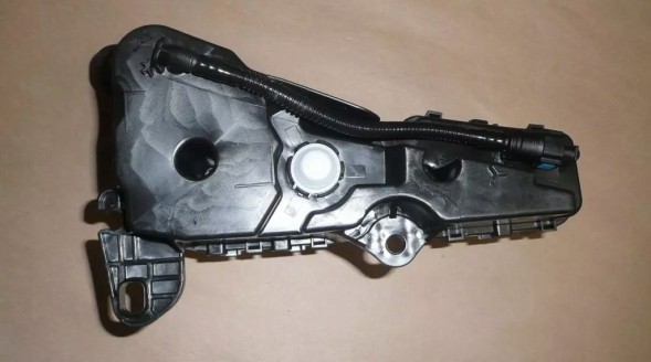 Groupe PSA CITROEN C3 II Zbiornik Dodatku FAP 9815713180 CITROEN C3 II Бак доповнення ФАП 9815713180