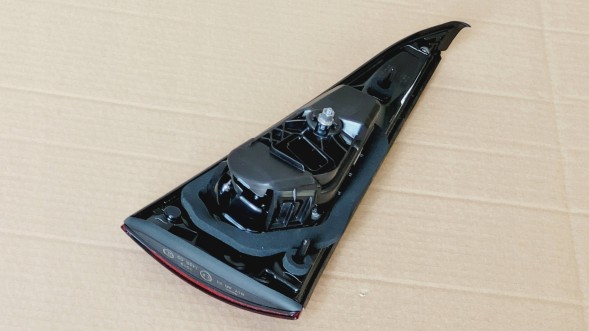 Mercedes-Benz OE  Mercedes c клас універсал w206 2021-2025 світлодіодна лампа задня ліва a2069061901