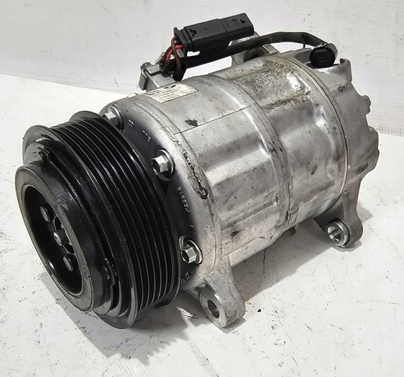 BMW OE 6842618 ORG BMW OE НОВИЙ ОРГ КОМПРЕСОР BMW / MINI F39 F45 F46 F48 F54 F55 F56 F57 F60 - 6842618