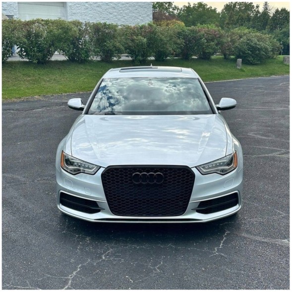 Китай Grill Plaster Miodu Audi A6 C7 2011-2014 Przedlift Чорна глянцева решітка радіатора "стільники" для Audi A6 C7 2011-2014