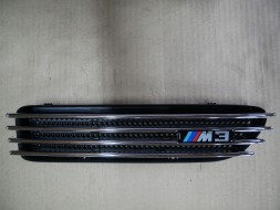 BMW OE 1457 BMW E46 М3 РЕШІТКА АТРАПА БРИЗКОВИКА ПРАВИЙ ПОВІТРОЗАБІРНИК ПРАВИЙ 2694608