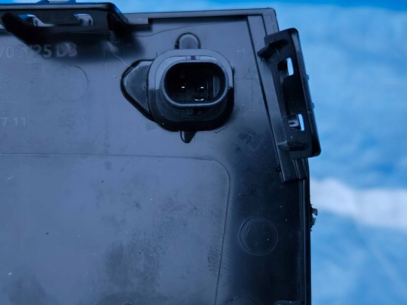 BMW OE QUA7401 Захисна накладка радара решітки радіатора передня BMW X1 U11 X2 U10 5A076D3
