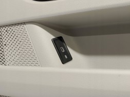 Volkswagen OE VW ID.BUZZ 1Т 1Т3 1T3867012A ОББИВКА ЛІВА БЕКОН ДВЕРІ