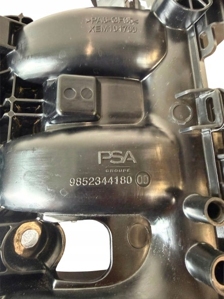 Peugeot OE 9852344180 glp Впускний колектор 1.2 Peugeot 5008 Citroen C3 9852344180