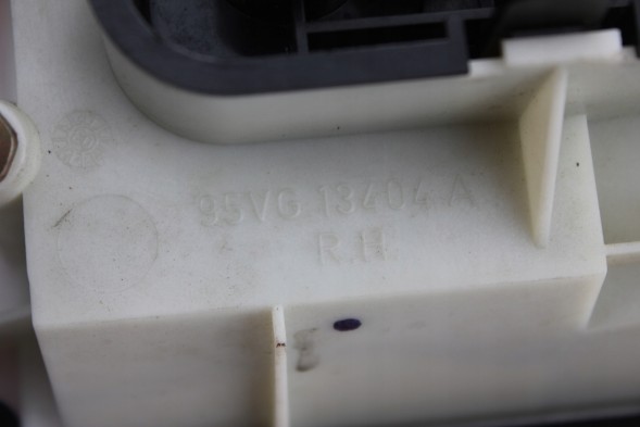 Ford OE 95VG13404A -405A Лампи задні kpl. L+p ford transit 95vg13404a/405а