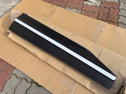 Hyundai OE 87722-G1000. Listwa drzwi przednia prawa Ioniq 5 HYUNDAI IONIQ V 5 ПРАВА ПЕРЕДНЯ НАКЛАДКА ДВЕРЕЙ ПРАВИЙ ПЕРЕДНІЙ 87722-G1000 НОВА
