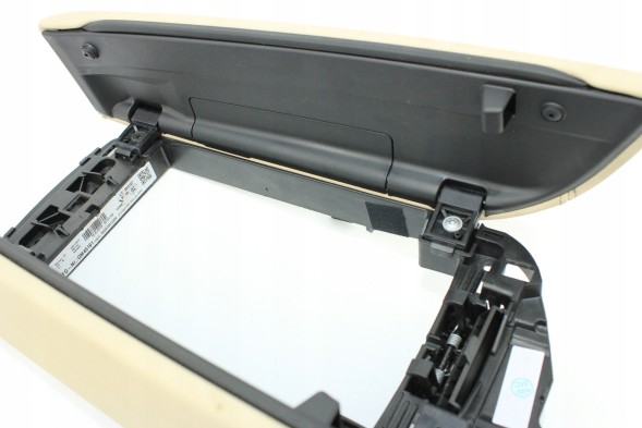 BMW OE 9873948 51169873948 CANBERRABEIGE ПІДЛОКІТНИК ВІДКРИВАННЯ ШКІРИ CANBERRABEIGE BMW G30 G31