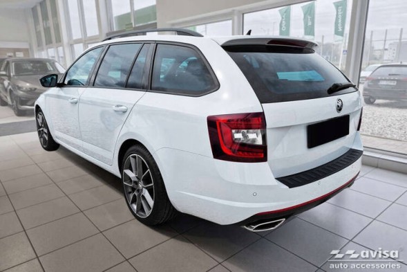 Avisa 2/40336 Б/у накладка заднього бампера для Skoda Octavia 3 RS Kombi