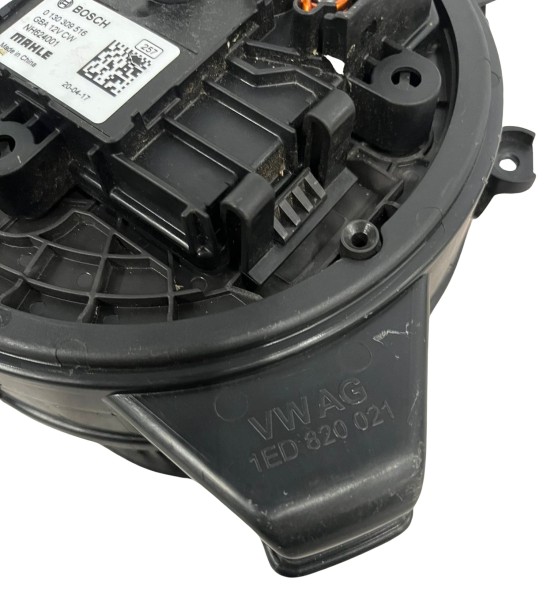 Volkswagen OE Повітродувка VW 1ED820021