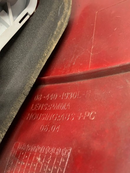 Mercedes-Benz OE LAMPA TYLNA LEWA 03-440-1030L-R MERCEDES ЛАМПА ЗАДНЯ ЛІВА 03-440-1030Л-Р MERCEDES