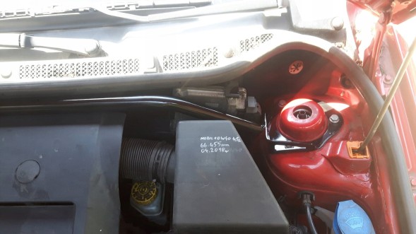 MW TECHNOLOGY M-0076 Стійка стійка до Skoda Fabia I, Roomster 06-10