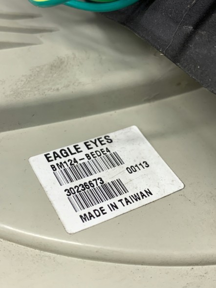 BMW OE LAMPA TYLNA PRAWA BM124-BEDE4 BMW ЛАМПА ЗАДНЯ ПРАВА BM124-BEDE4 BMW
