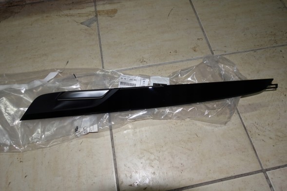 BMW OE 51 42 7 410 961 Молдинг задніх лівих дверей BMW F48 X1