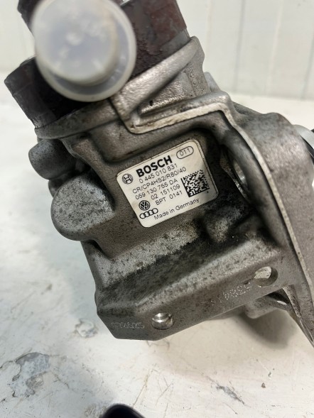 Volkswagen OE 059130277DR Паливна інжекторна система інжектори насос audi sq5 3.0 tdi 059130277dr