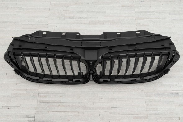 Венера ЛТД 7497279 Bmw 5 серія g30 g31 2017-2024 рульова накладка повітрозабірника чорна 51747497279