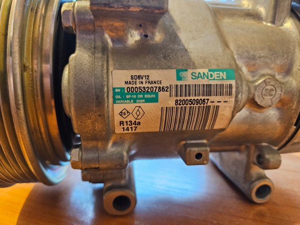 Renault OE 8200509067 Renault oe 8200509067 компресор кондиціонера санден