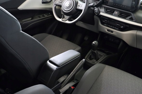 Rati C06796A Підлокітник Стандарт для Suzuki Swift, 2024- ,